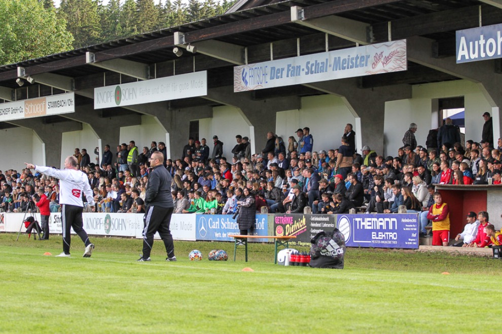 relegation-fc-frankenwald-tribüne