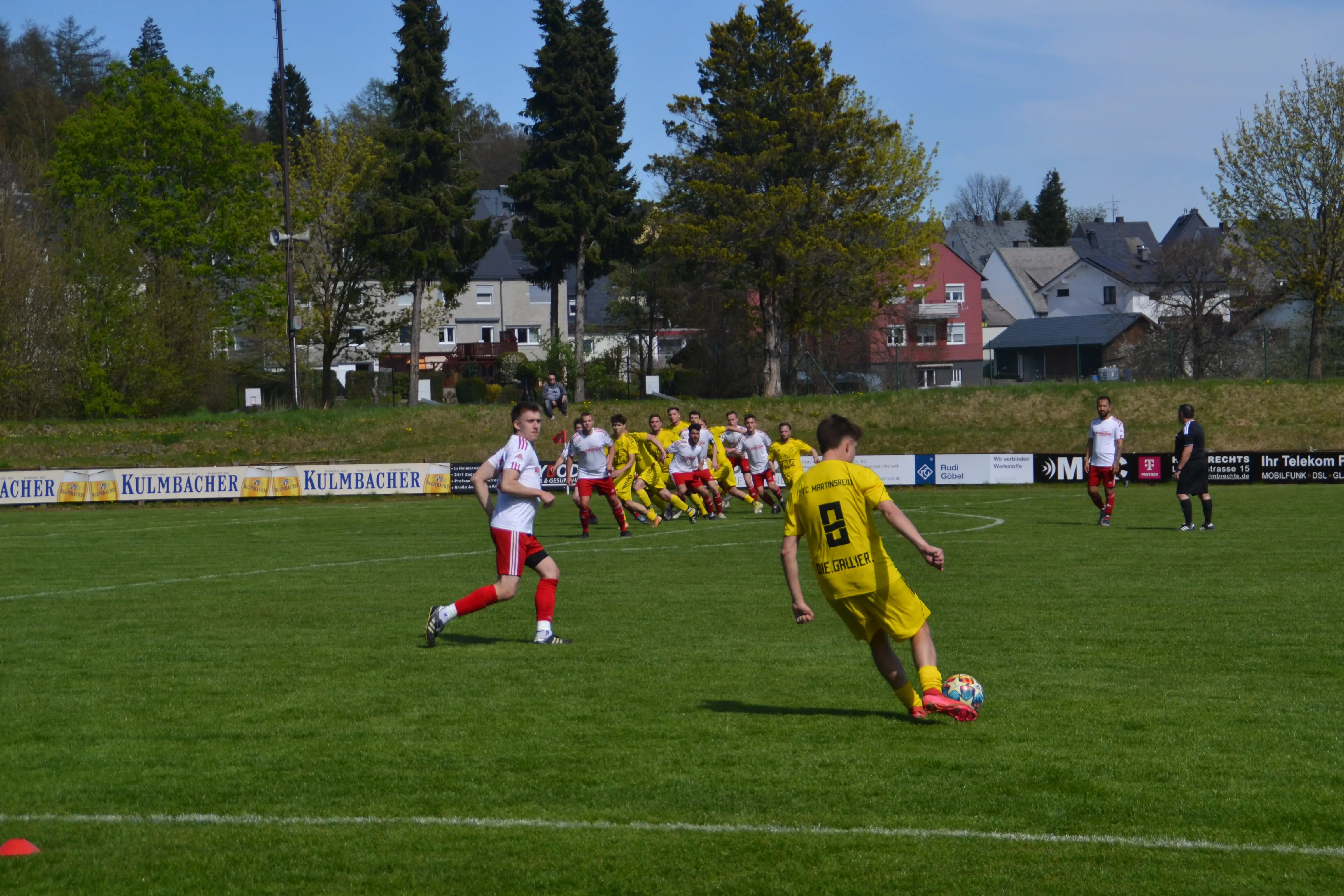 fc-martinsreuth-spielszene-freistoss-martinsreuth