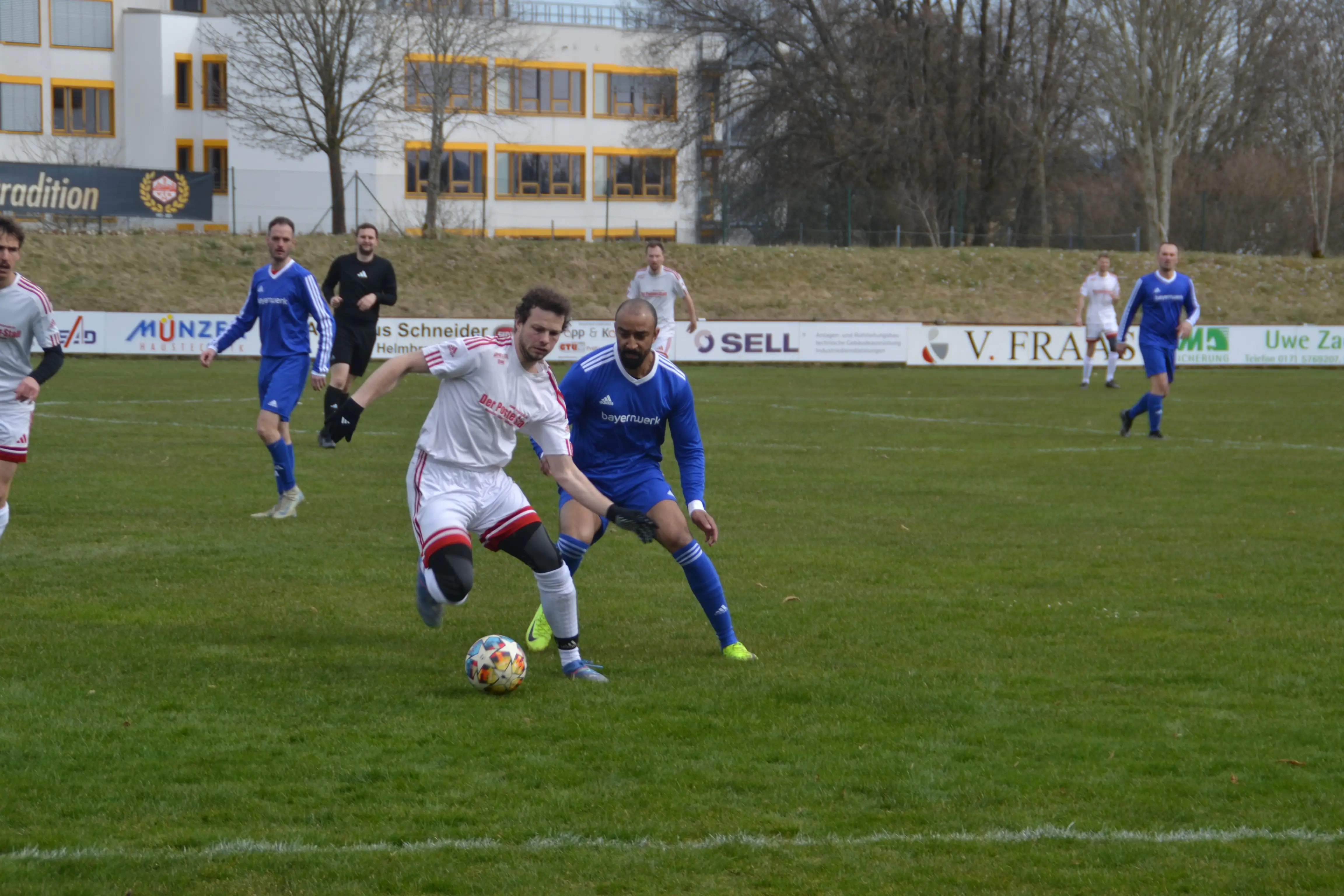 tsv-presseck-enchenreuth-spielszene-horn-behauptet-ball