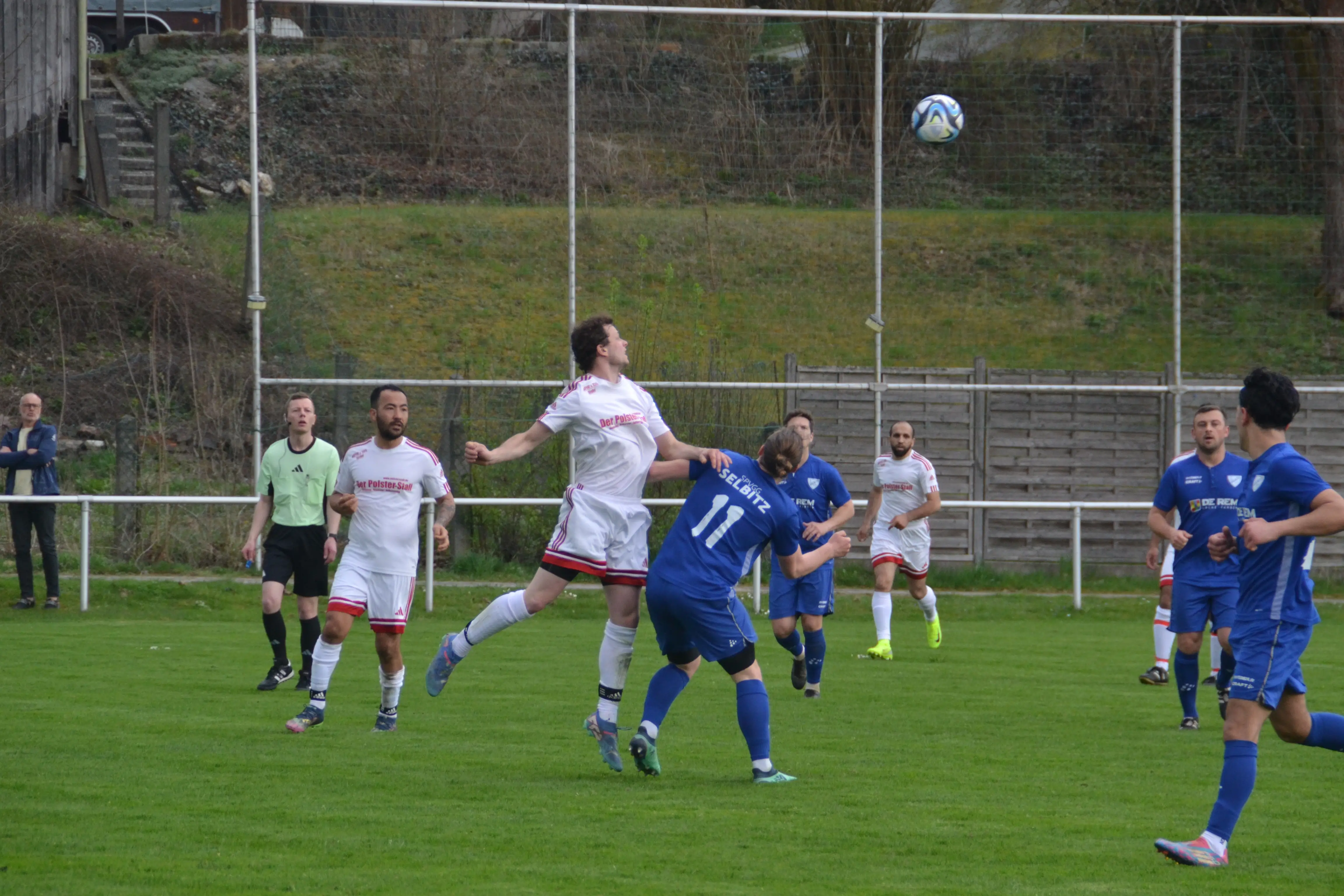 spvgg-selbitz-spielszene-andreas-horn