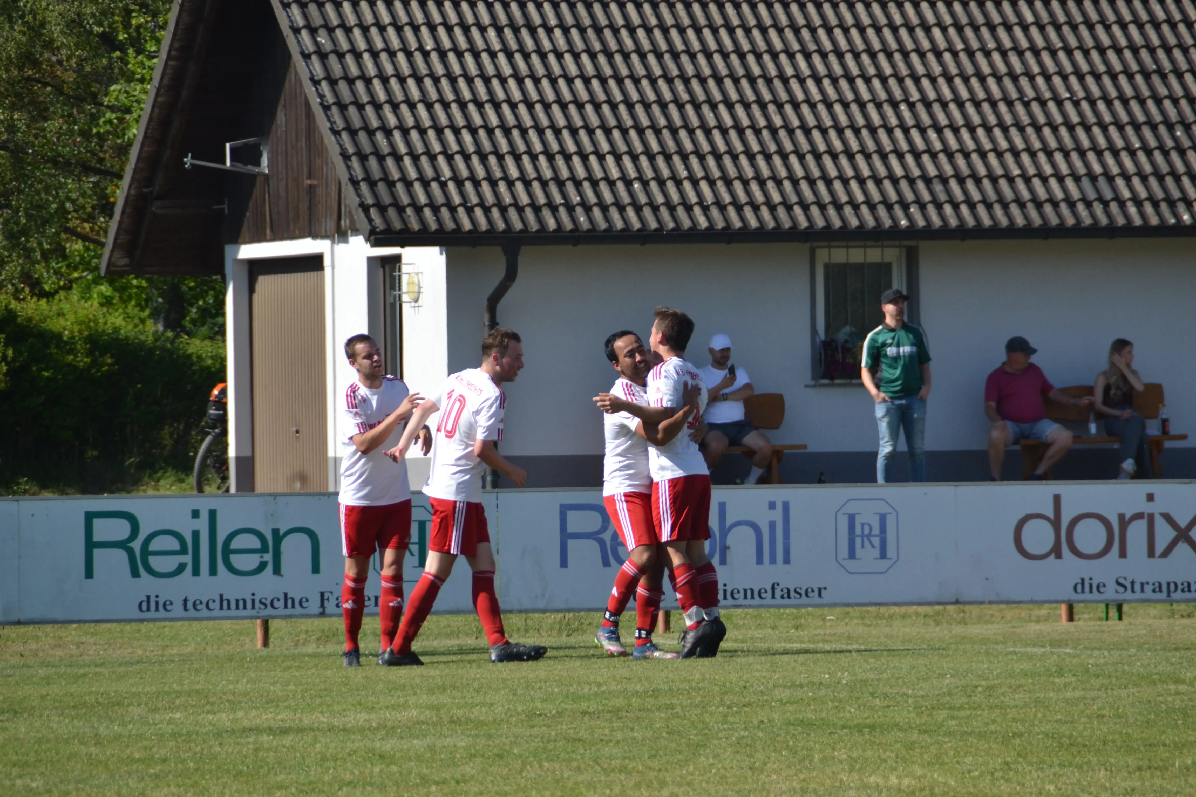 sv-05-froschbachtal-spielszene-torjubel